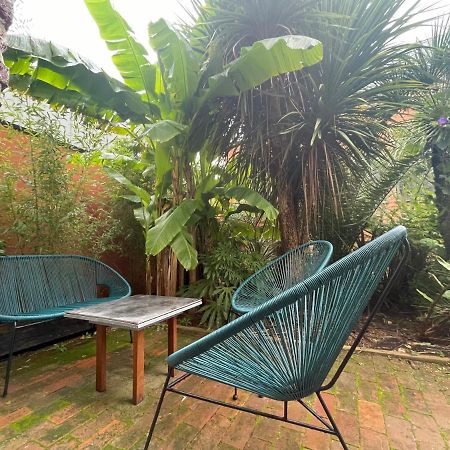 La Petite Maison Dans La Jungle Chartres-de-Bretagne Esterno foto